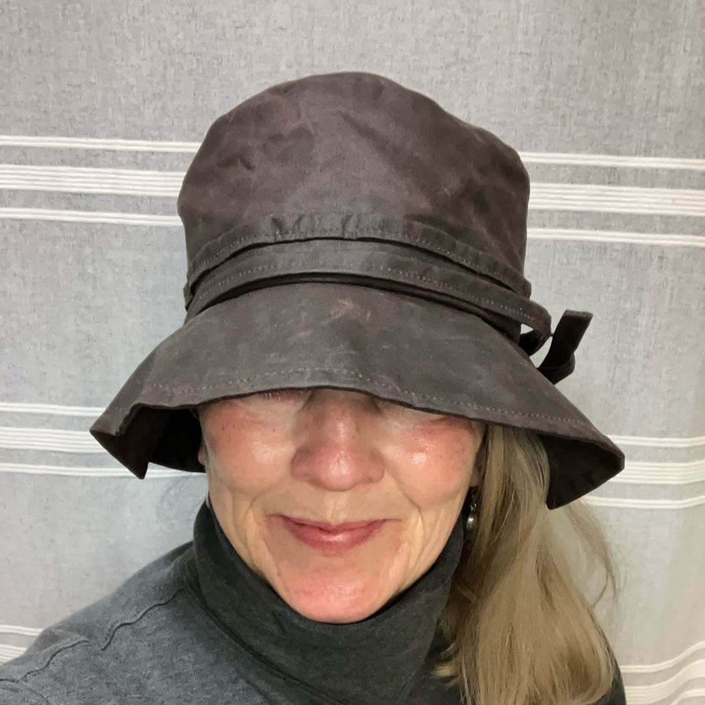 Women's Brown Bucket Hat with Ribbon Trim